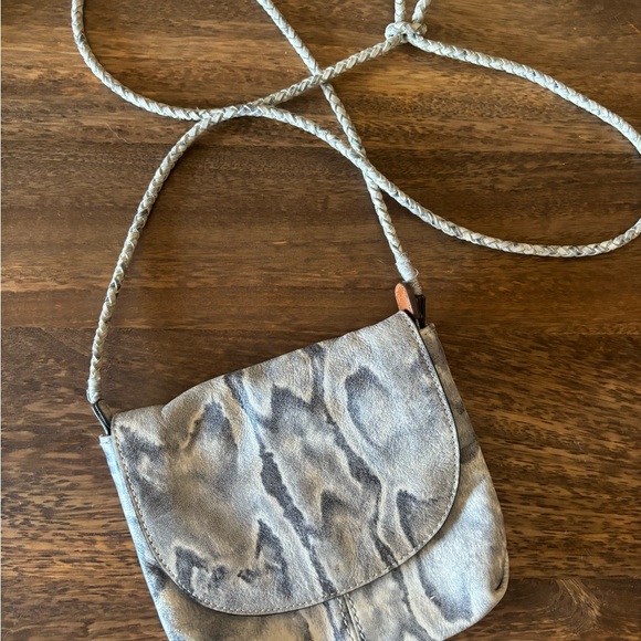 Banana Republic Snake Skin Cow Leather Crossbody Purse - Picture 3 of 5